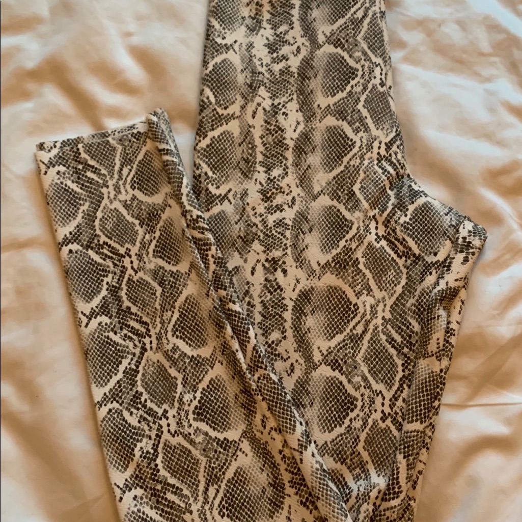 Commando Python Legging